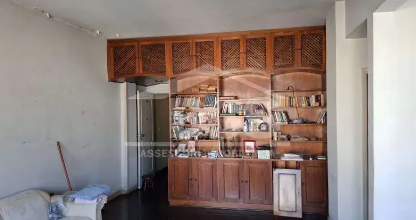 PRAIA DE BOTAFOGO - Ótimo apartamento de 3 quartos e vaga de garagem.