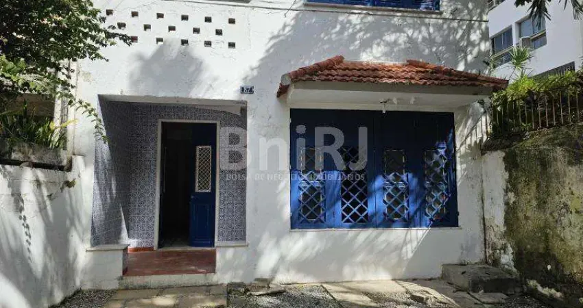 Casa encantadora com muito potencial na Gávea!