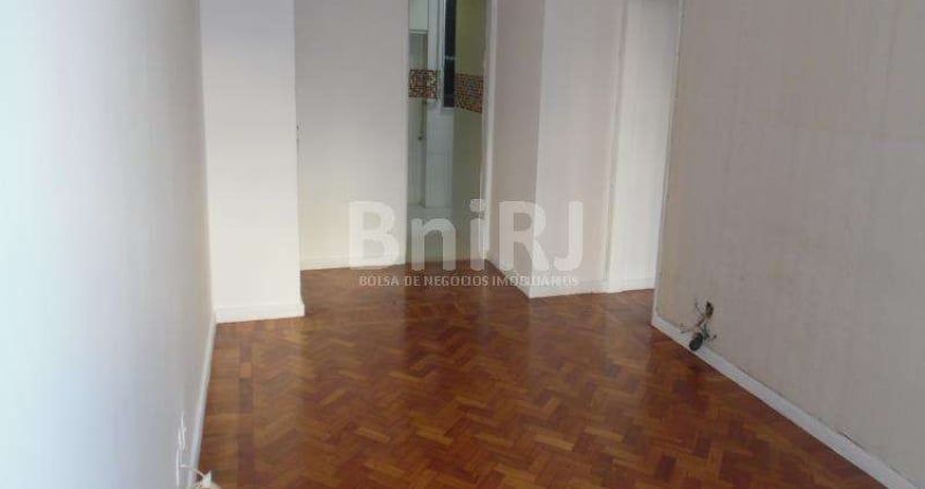 APARTAMENTO 2 QUARTOS PRÓXIMOS PRAIAS DE COPABANANA, IPANEMA, ARPOADOR