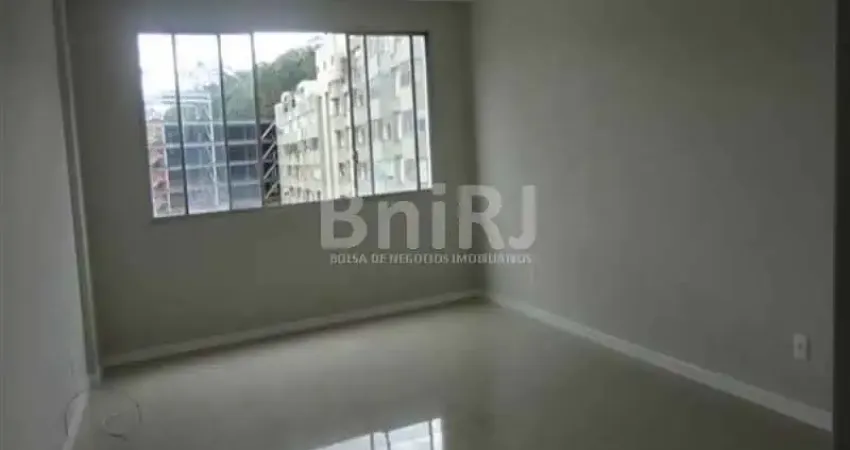 APARTAMENTO 2 QUARTOS CENTRO- PETRÓPOLIS , COM VAGA