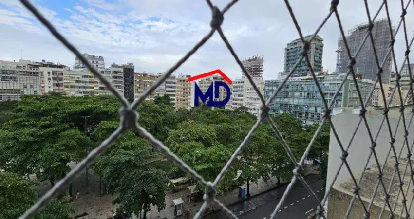 Ipanema, Praça Gal Ozorio, vista da Praça, 2 quartos, 1 vaga, sol da manha