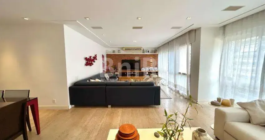 Apartamento ultra reformado pronto pra morar no alto leblon!