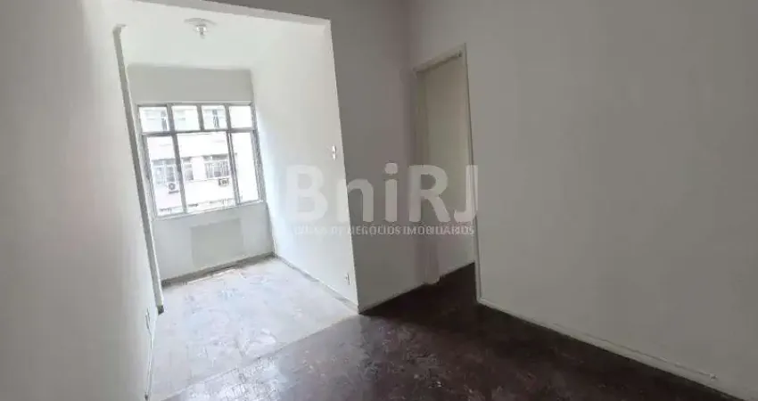 Excelente apartamento 2 quartos na tijuca-  próximo ao metrô saens pena