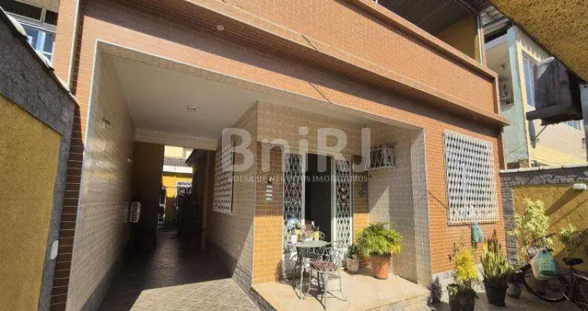 Lindo imóvel para venda em guadalupe com duas casas de dois quartos.