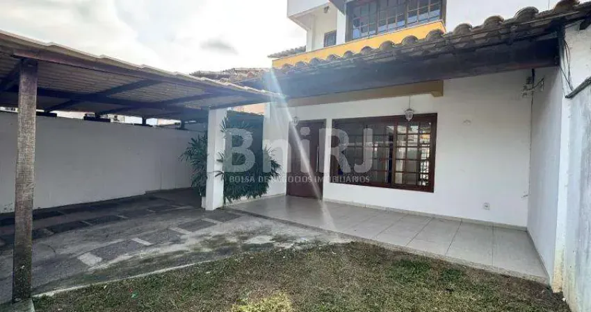 Casa com 3 quartos à venda na Rua Vitória, Palmeiras, Cabo Frio