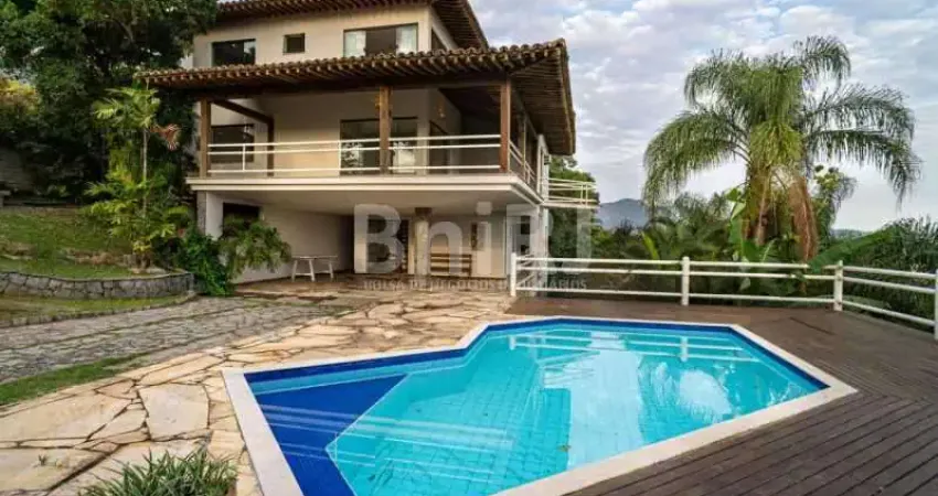 Exclusividade! casa padrão 5 quartos, 3 suítes. piscina, sauna, churrasqueira com vista deslumbrante!