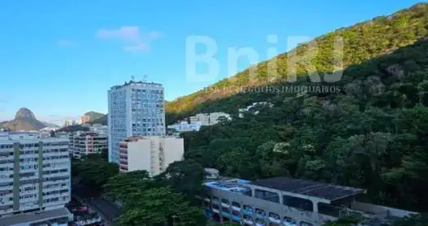 Apartamento - 95 m² | 2 quartos (1 suíte) | 1 vaga | vista lagoa e pedra da gávea