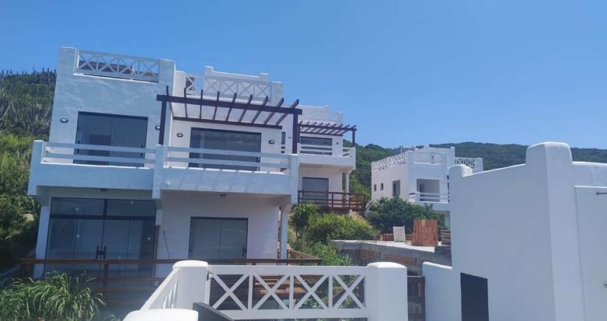 Casa para Venda em Arraial do Cabo, Pontal do Atalaia, 3 dormitórios, 3 suítes, 1 banheiro, 1 vaga