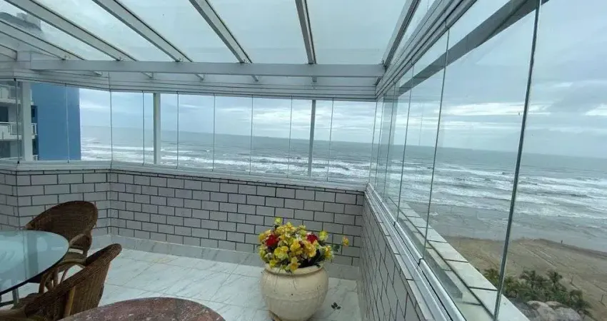 Cobertura dos sonhos frente ao mar – luxo, lazer e vista deslumbrante!