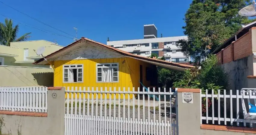 Terreno à venda no Centro, Balneário Piçarras 