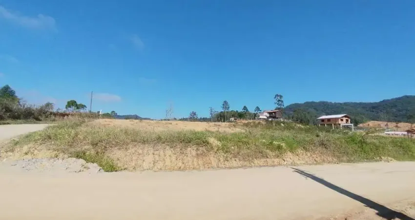 Terreno totalmente Limpo aterrado em área rural Próprio para uma área  de galpões