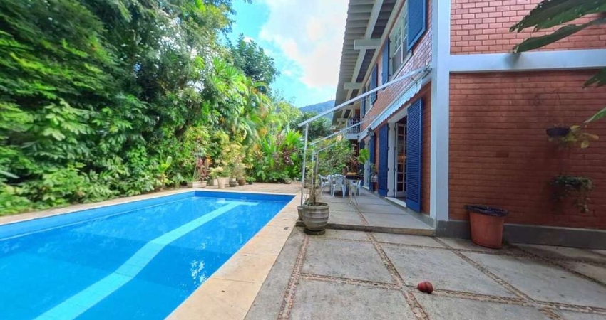 Casa à venda, 4 quartos, 2 suítes, 5 vagas, Jardim Botânico - Rio de Janeiro/RJ