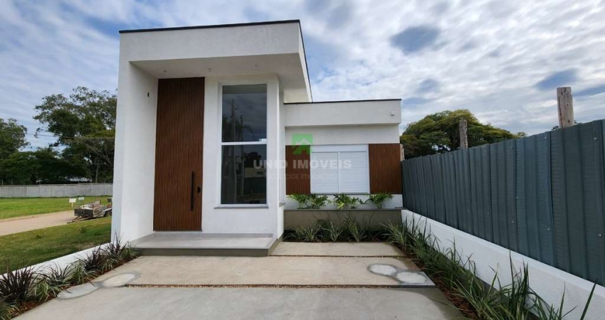 Casa em Condomínio de Alto Padrão na Hípica, Porto Alegre-RS: 3 quartos, 1 suíte, 2 banheiros, 100m² - Imperdível!