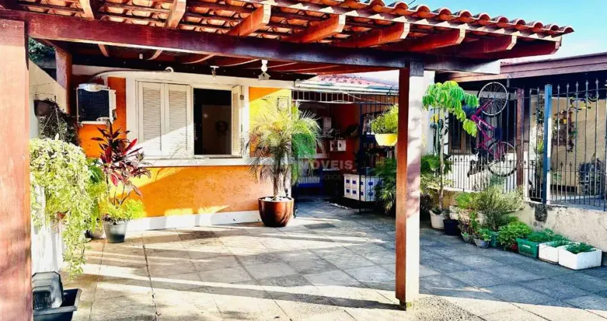 casa térrea no loteamento Moradas do Sul, um residencial de referência no bairro Hípica zona sul de Porto Alegre. O imóvel conta com 3 dormitórios, a