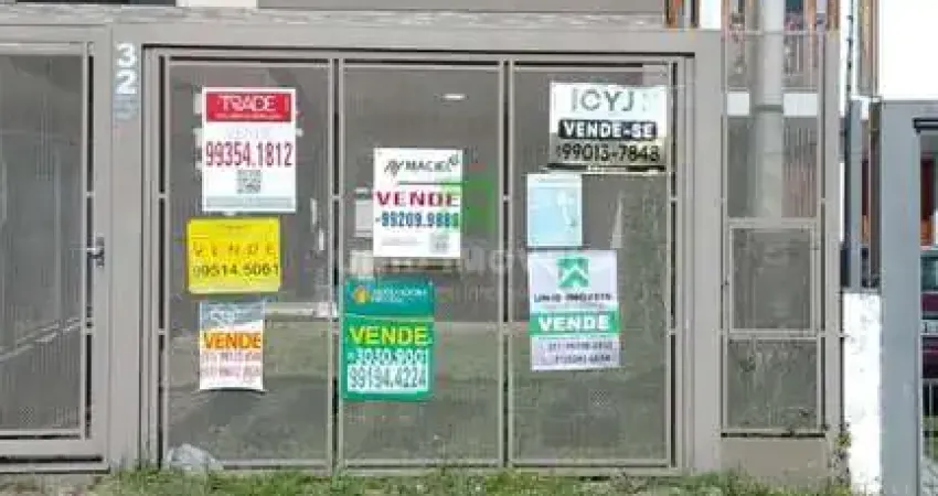 Residência de alto padrão com 3 quartos e 1 suíte no bairro Espírito Santo em Porto Alegre-RS, 170,70m².