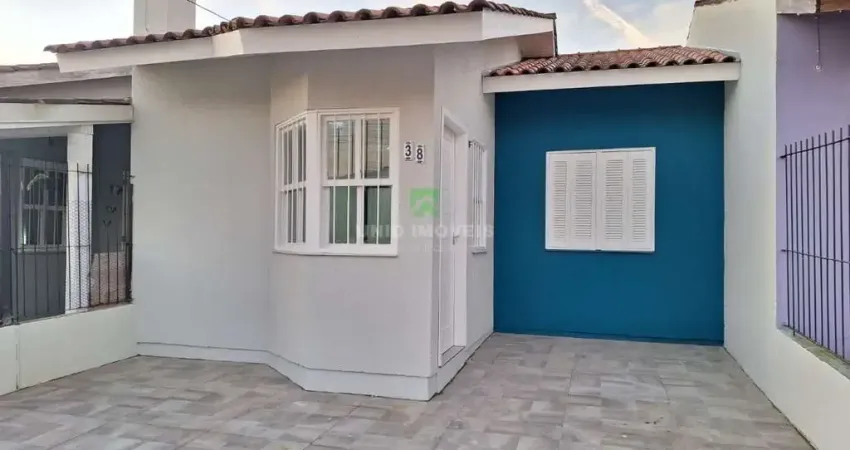 Casa em Condomínio à Venda em Porto Alegre-RS, Bairro Restinga: 2 Quartos, 1 Sala, 1 Banheiro, 1 Vaga de Garagem - 125m².