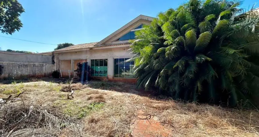 Casa comercial à venda na Rua Carlos Chagas, 103, Zona 05, Maringá