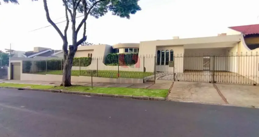 Casa com 6 quartos à venda na Rua Carlos Chagas, 1322, Zona 05, Maringá