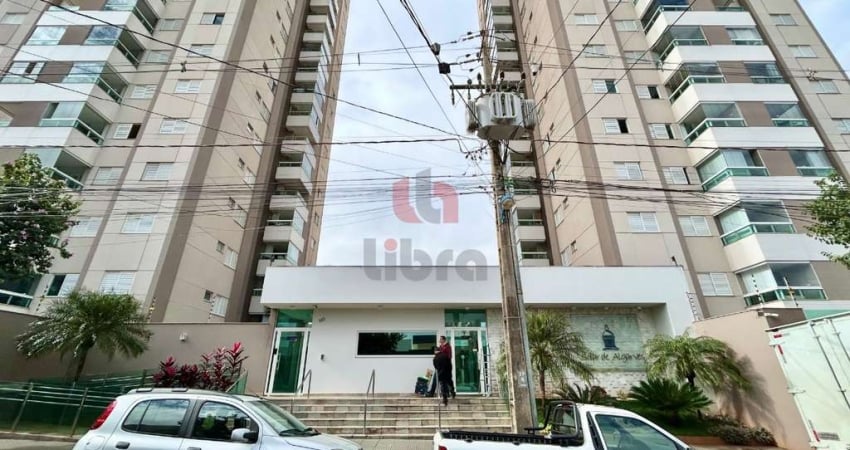 Apartamento a venda no condomínio Solar de Algarves.