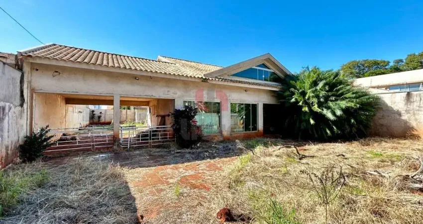 Casa com 3 quartos à venda na Rua Carlos Chagas, 103, Zona 05, Maringá