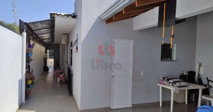 Casa com 3 quartos à venda na Rua José de Farias Ferraz, Jardim Três Lagoas, Maringá