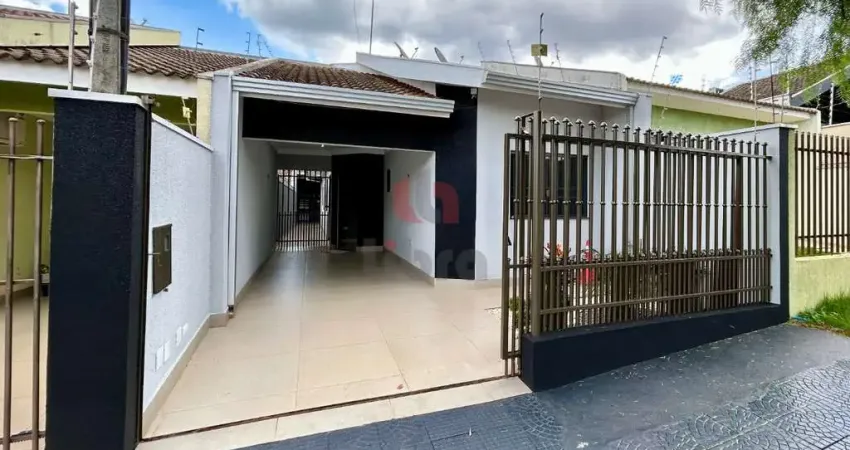 Casa com 3 quartos à venda na Rua Pioneiro José Alves Filho, 538, Jardim Pinheiros II, Maringá
