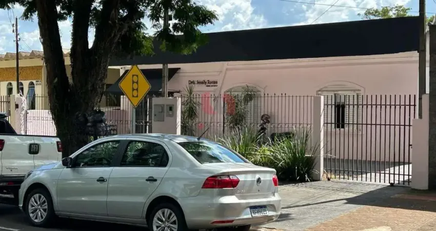 Casa comercial na av. brasil próximo ao euro garden em maringá