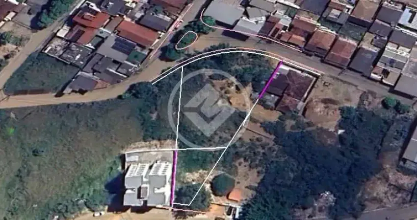 Terreno à venda no Iguaçu, Ipatinga