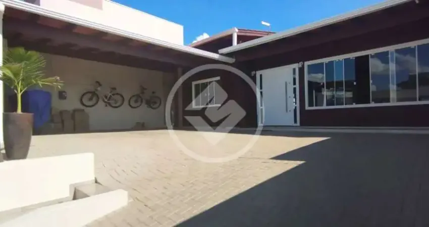 Linda casa em Chapecó - SC codigo: 101537