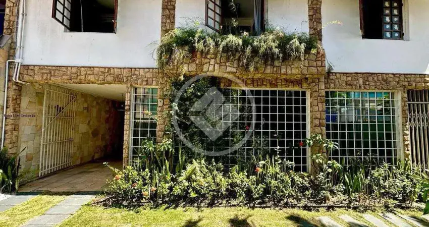 Casa com 8 quartos à venda no Jardim Camburi, Vitória 