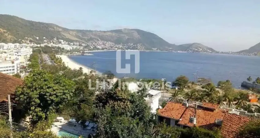 Casa com 3 quartos à venda no São Francisco, Niterói 