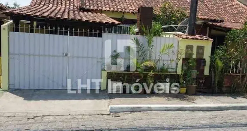 Casa em condomínio fechado com 3 quartos à venda na Estrada Vereador Luiz Carlos da Silva, 498, Galo Branco, São Gonçalo