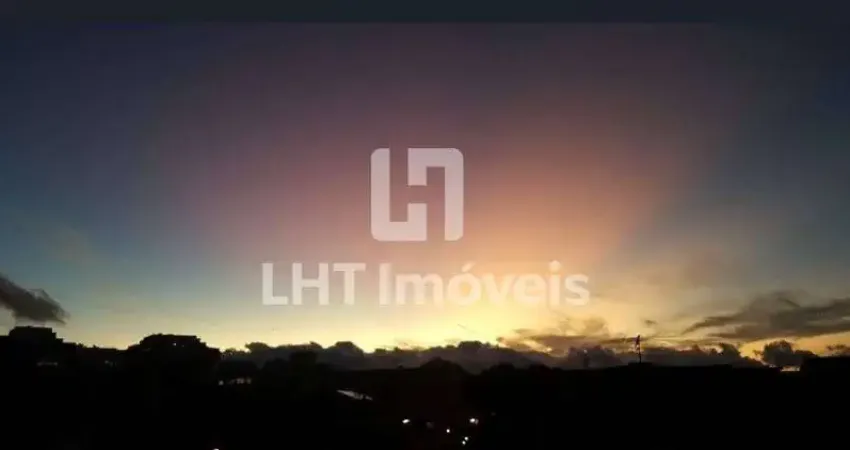 Excelente casa à venda, com 3 quartos, com 220m² em são francisco, niterói-rj