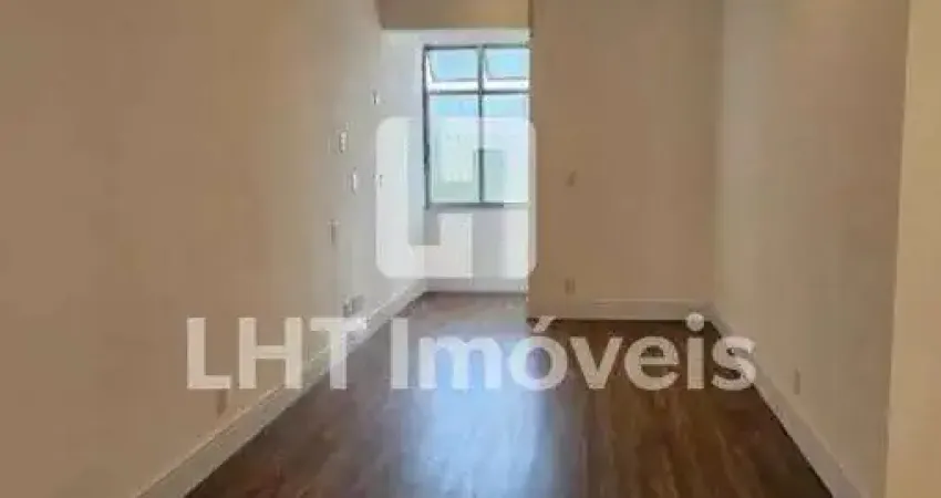 Lindo e reformado apartamento com 2 quartos na praia joão caetano, ingá, niterói-rj