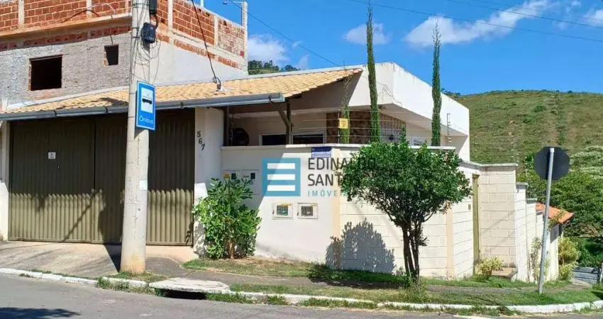 Casa com 3 dormitórios à venda, 100 m² por R$ 399.900,00 - Jardim dos Alfineiros - Juiz de Fora/MG