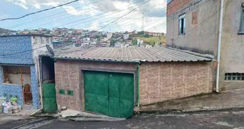 Casa com 2 dormitórios à venda, 100 m² por R$ 120.000,00 - Nova Era - Juiz de Fora/MG