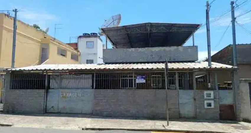 Santa cruz - ampla casa linear de 4/4 e terraço coberto r$ 380.000,00 com documentação ok