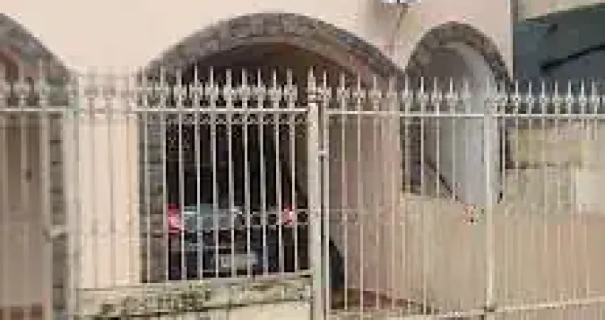 Benfica - Apto de 2/4 locação de R$ 1.000,00 SEM vaga de garagem