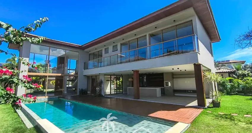 Casa à Venda 5 Suítes Condomínio Alto Padrão Praia do Forte