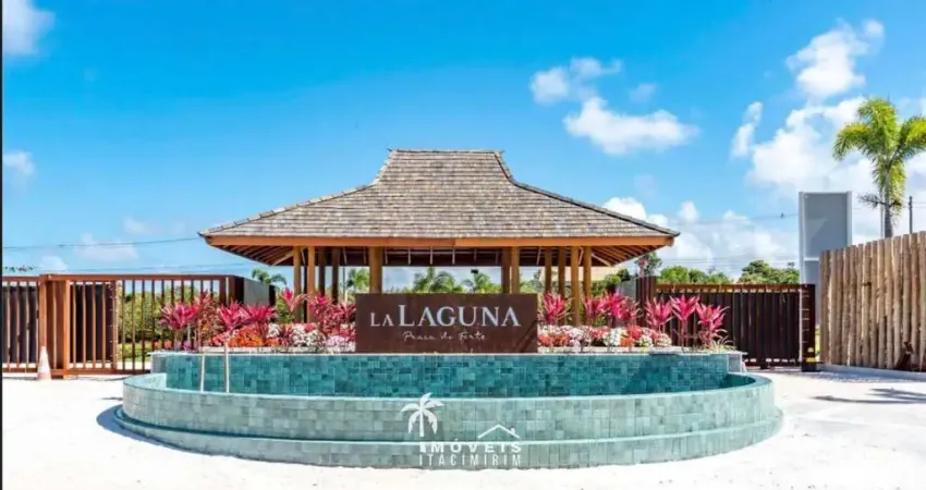 Terreno à venda na Praia do Forte, Mata de São João