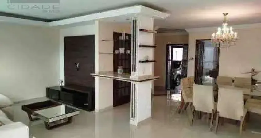 Sobrado com lindo espaço gourmet e piscina - Vila Oliveira - Mogi das Cruzes/SP