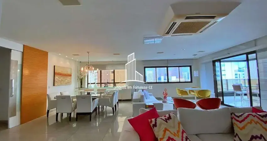 Apartamento com 4 suítes à venda no Meireles