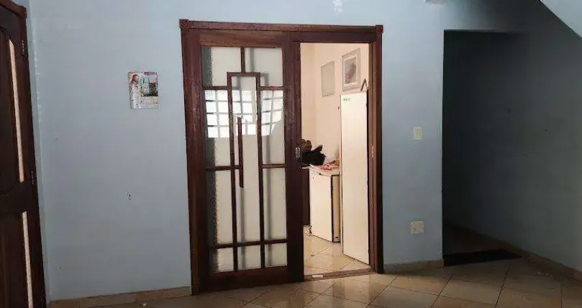 Sobrado 4 dorm 2 vagas a 50 metros da estação presidente  altino