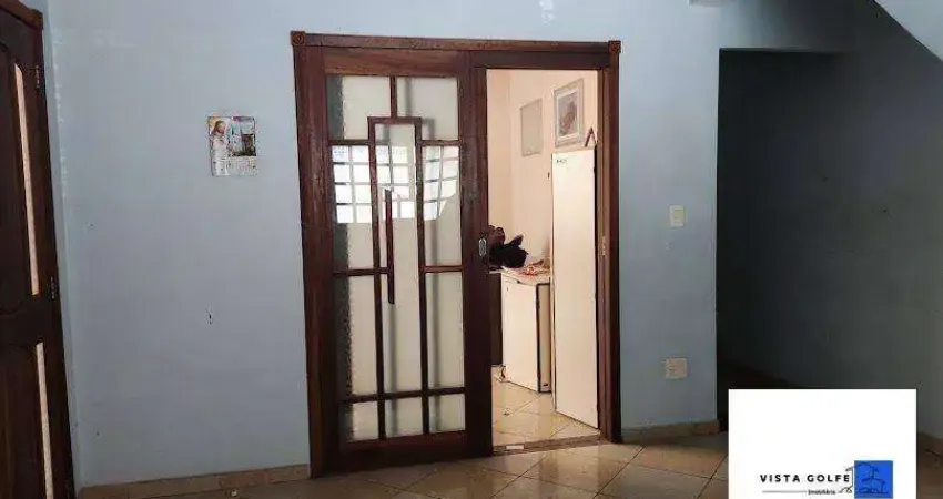 Sobrado 4 dorm 2 vagas a 50 metros da Estação Presidente  Altino