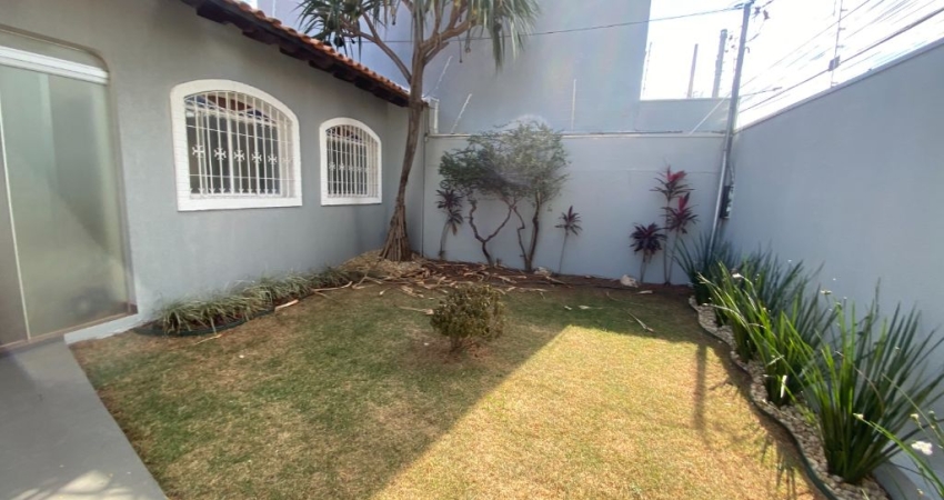Casa com 4 quartos à venda na Rua João Akamine, Santa Fé, Campo Grande