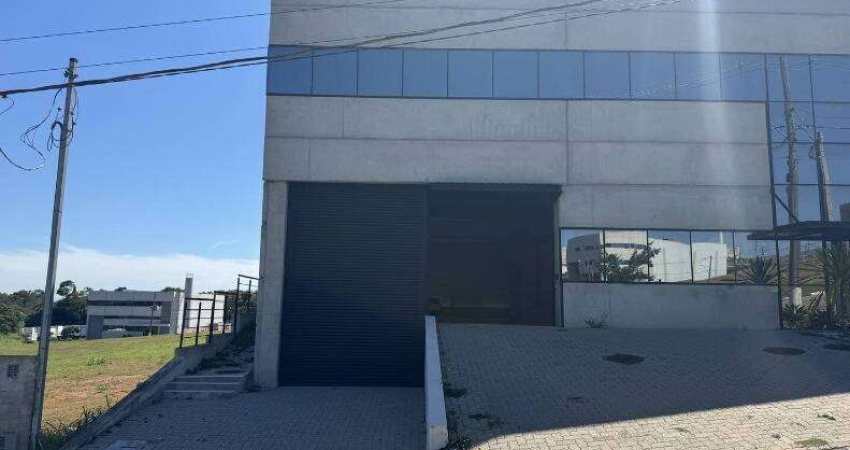 Galpão para locação em Condomínio fechado em Vargem Grande com 916m²