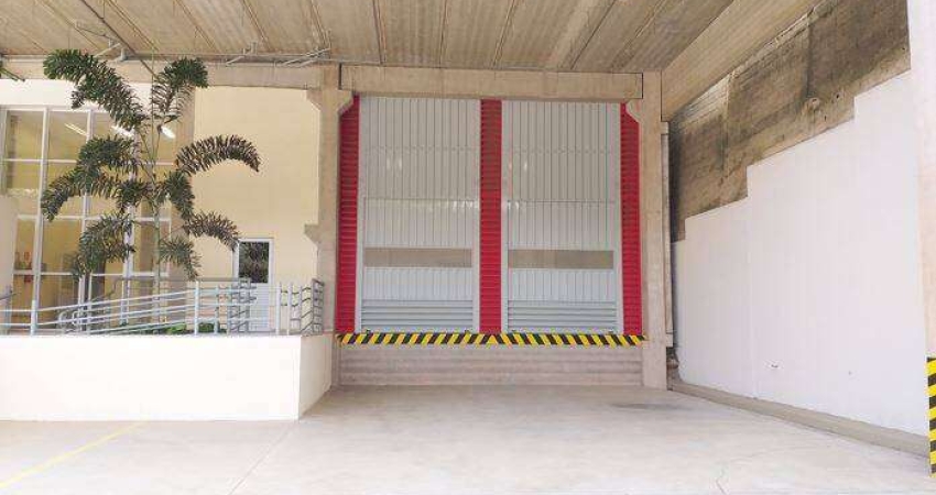 Galpão em condomínio fechado com 1115m² em Barueri - SP