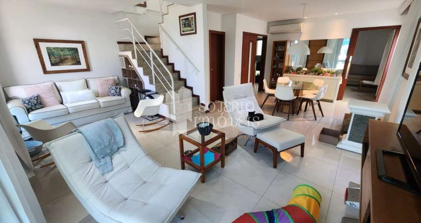 CASA COM 3 QUARTOS EM CONDOMÍNIO FECHADO – CABO FRIO