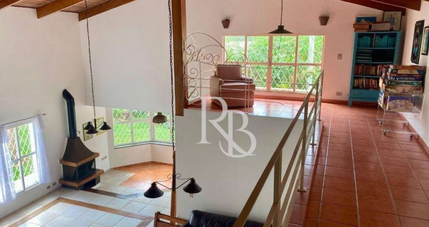 Luxo - Sofisticação - Conforto  Encante-se com essa  Casa no Jardim dos Pinheiros - Atibaia.