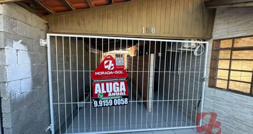 Casa em baln. pereque - porto belo com 2 dormitórios locação por r$ 2.400 - imóvel ideal.